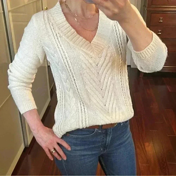 Ricki’s Cable Knit Sweater V-Neck Soft Pullover Fisherman Ivory Cream Small - Picture 4 of 15